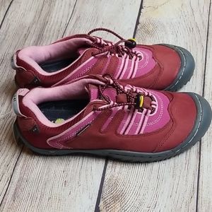 J-41 Outdoor Shoes